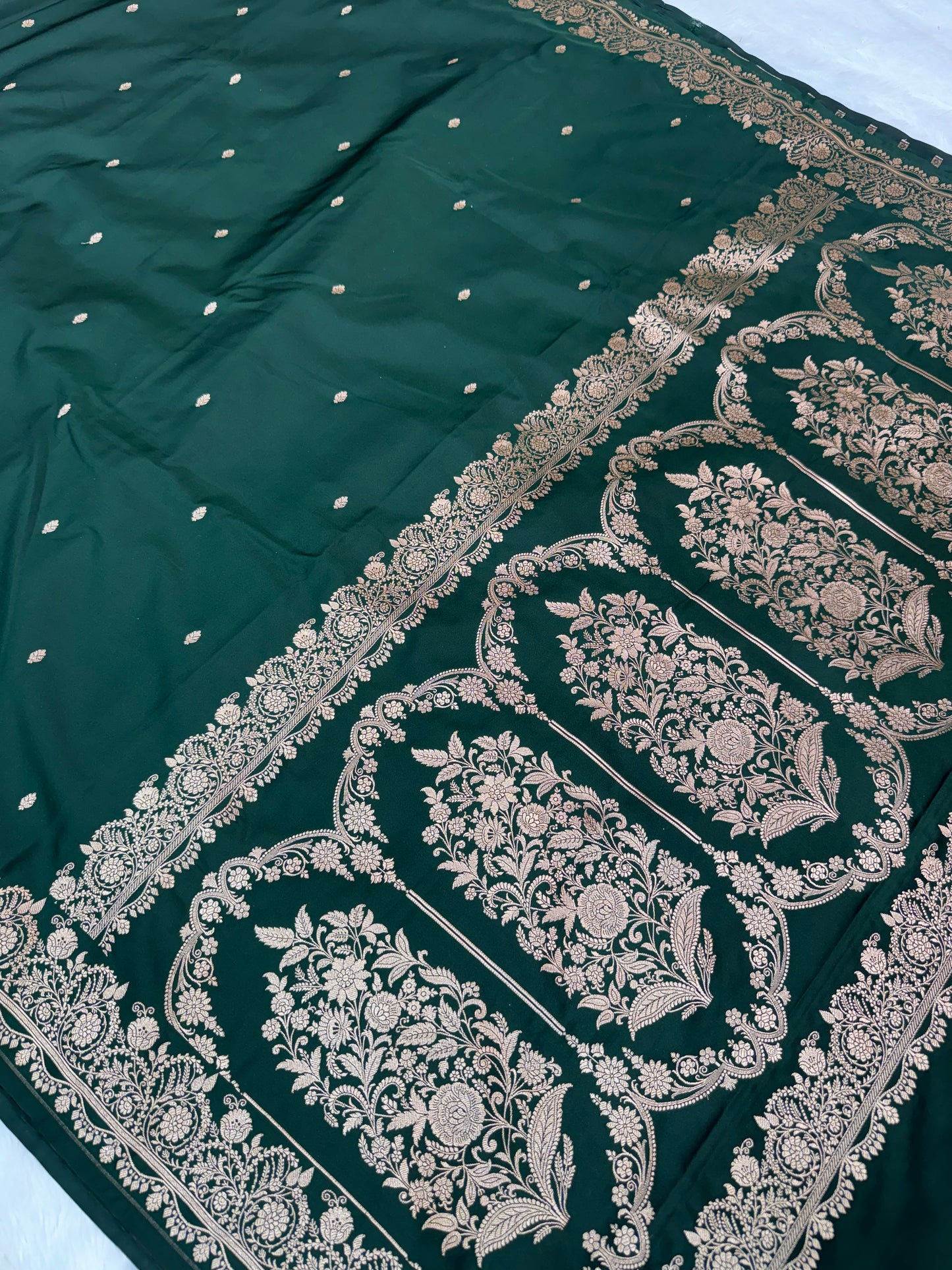 Premium Dark Green Banarasi Mashru Katan Saree with Rose Gold Zari