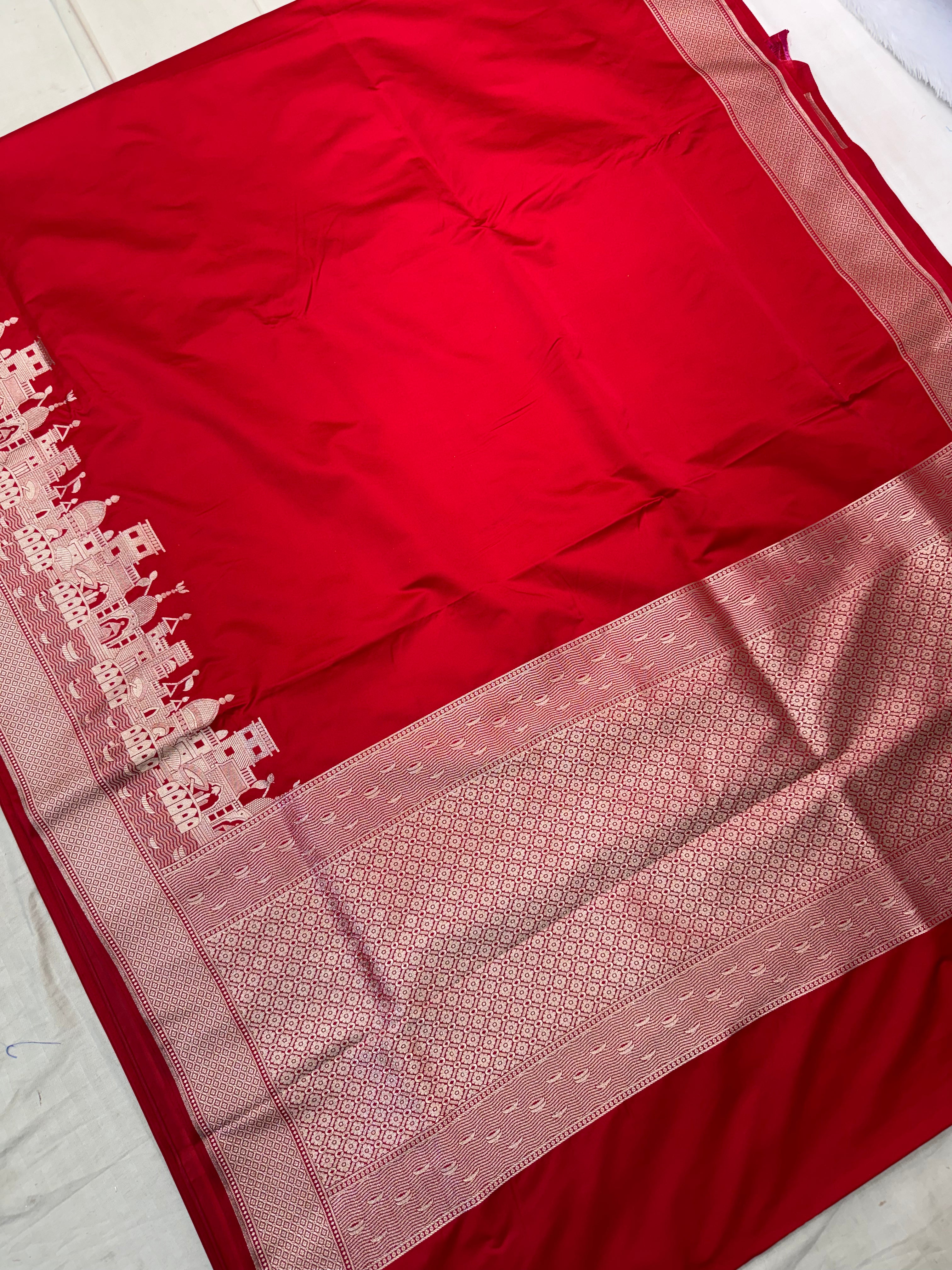 Premium Banarasi Ganga Ghat Red Mashru Katan Saree
