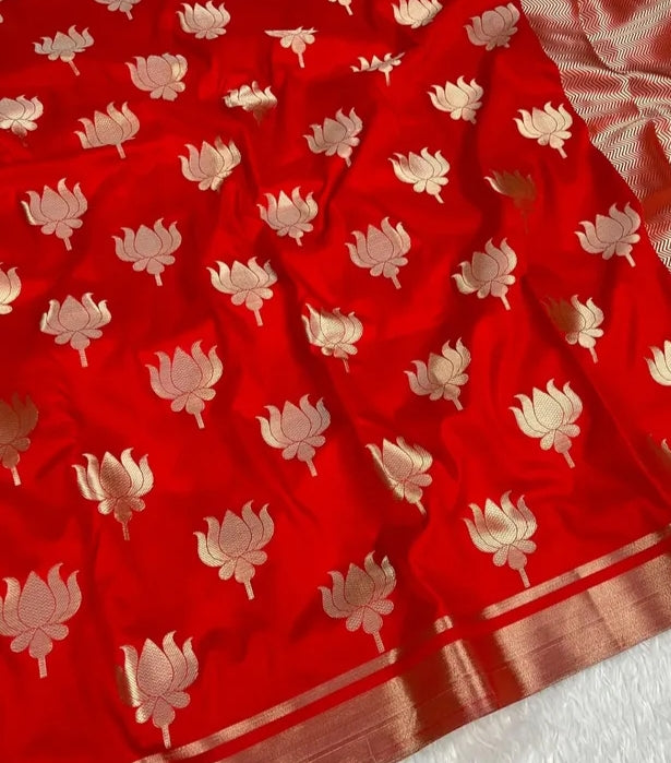 Semi katan silk kajol inspire red lotus banarasi saree