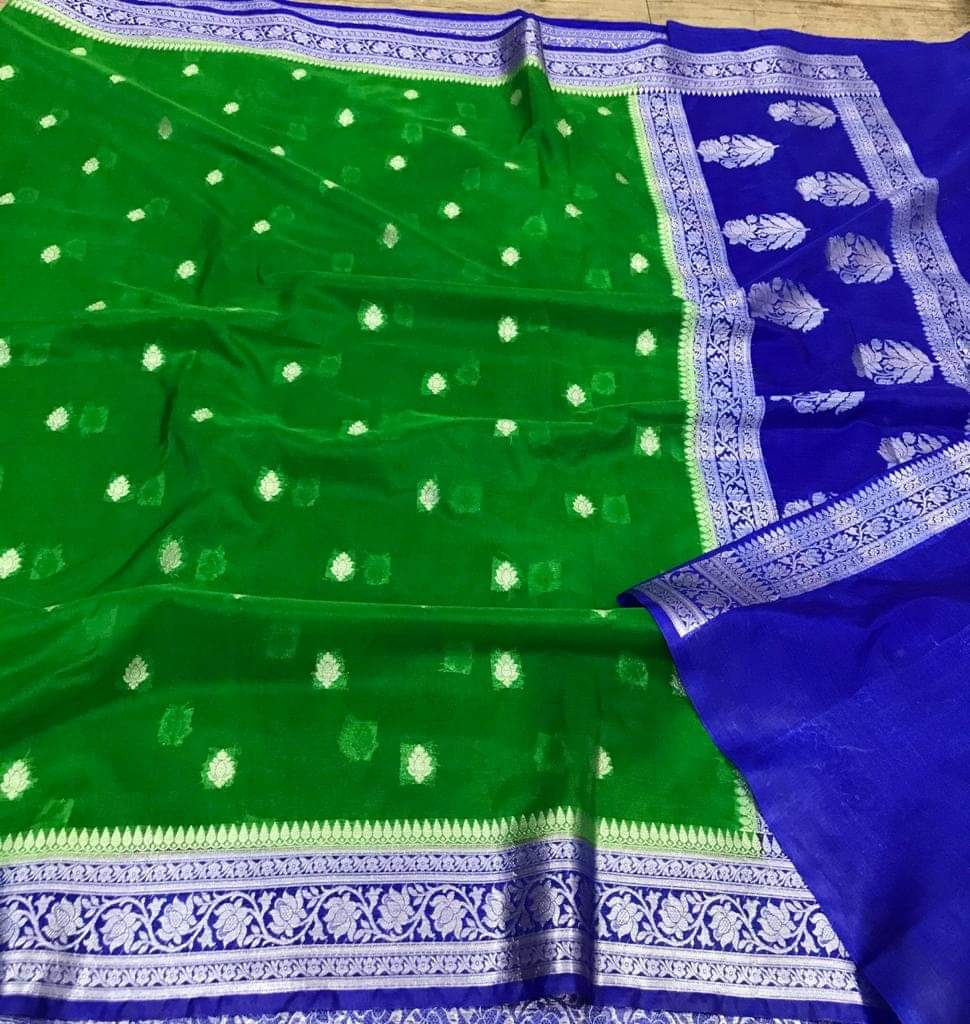 Semi Georgette Contrast Shade Kadua Pattern Buti Saree – Emerald Green & Royal Blue
